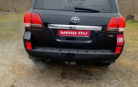 Toyota Land Cruiser 200, 2010 год, 2 350 000 рублей, 9 фотография