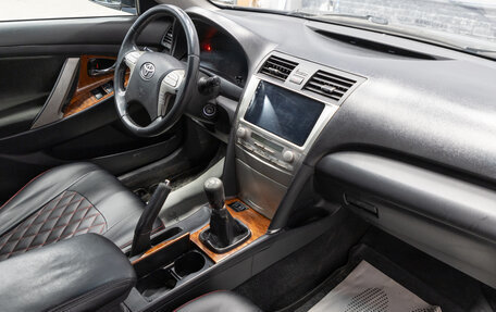 Toyota Camry, 2010 год, 699 000 рублей, 10 фотография