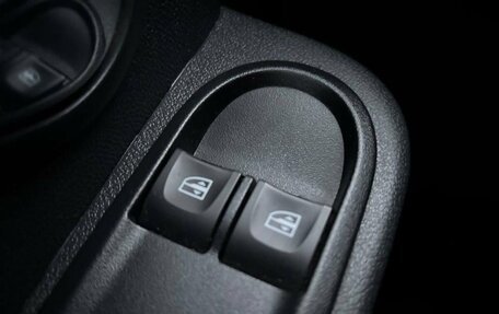 Nissan Terrano III, 2016 год, 1 370 000 рублей, 10 фотография