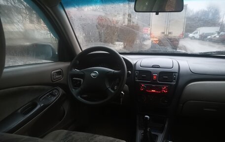 Nissan Almera, 2001 год, 135 000 рублей, 1 фотография