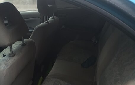 Nissan Almera, 2001 год, 135 000 рублей, 3 фотография