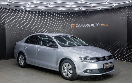 Volkswagen Jetta VI, 2013 год, 1 120 000 рублей, 3 фотография