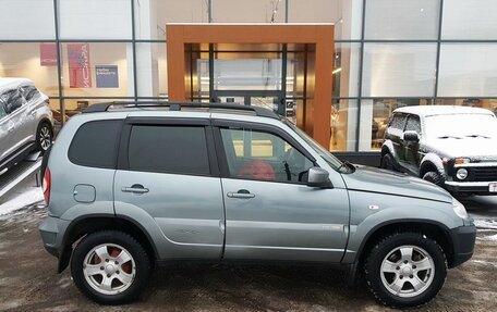 Chevrolet Niva I рестайлинг, 2012 год, 490 000 рублей, 4 фотография