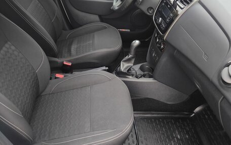 Renault Logan II, 2017 год, 780 000 рублей, 9 фотография