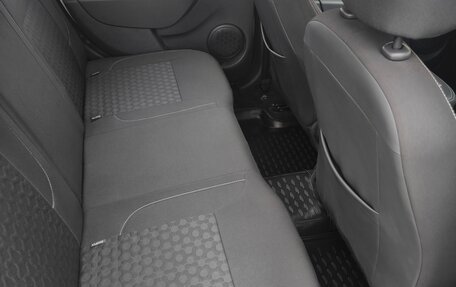 Renault Logan II, 2017 год, 780 000 рублей, 10 фотография