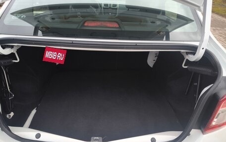 Renault Logan II, 2017 год, 780 000 рублей, 16 фотография