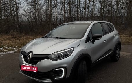 Renault Kaptur I рестайлинг, 2017 год, 1 350 000 рублей, 3 фотография