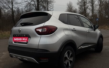 Renault Kaptur I рестайлинг, 2017 год, 1 350 000 рублей, 6 фотография