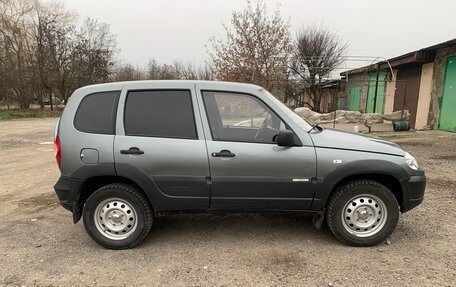 Chevrolet Niva I рестайлинг, 2012 год, 460 000 рублей, 4 фотография