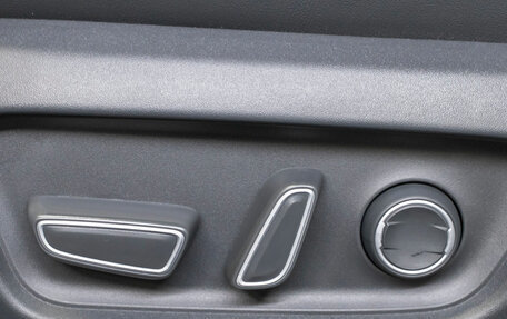 Toyota Camry, 2025 год, 4 700 000 рублей, 17 фотография