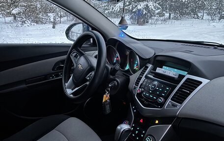 Chevrolet Cruze II, 2011 год, 760 000 рублей, 9 фотография