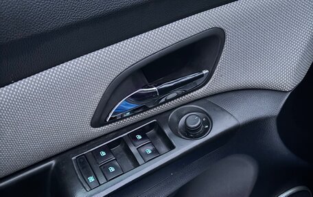 Chevrolet Cruze II, 2011 год, 760 000 рублей, 10 фотография