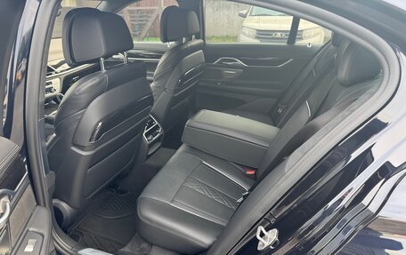 BMW 7 серия, 2021 год, 8 260 000 рублей, 17 фотография