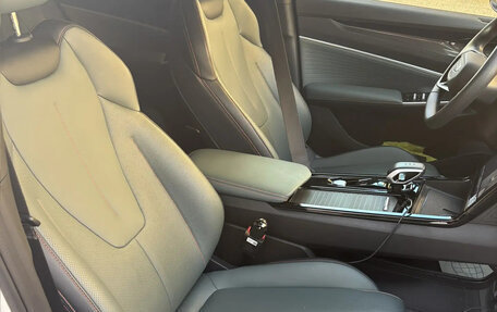 Geely Atlas, 2024 год, 2 630 000 рублей, 7 фотография