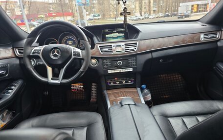 Mercedes-Benz E-Класс, 2015 год, 2 679 000 рублей, 8 фотография