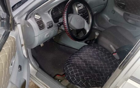 Hyundai Accent II, 2005 год, 300 000 рублей, 4 фотография