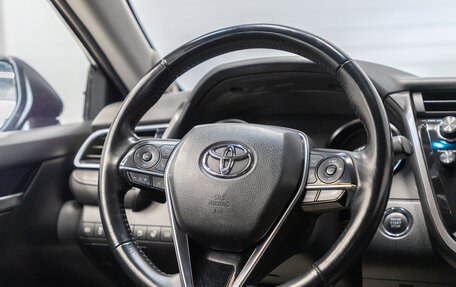 Toyota Camry, 2018 год, 3 349 000 рублей, 14 фотография