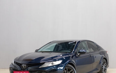 Toyota Camry, 2018 год, 3 349 000 рублей, 4 фотография