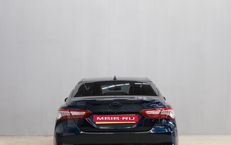 Toyota Camry, 2018 год, 3 349 000 рублей, 6 фотография