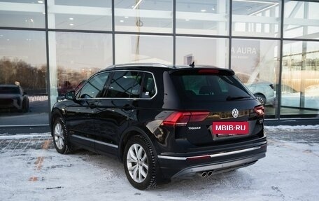 Volkswagen Tiguan II, 2017 год, 2 600 000 рублей, 6 фотография