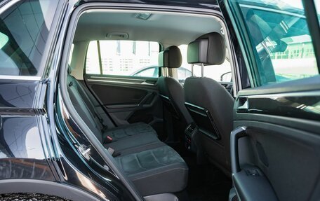 Volkswagen Tiguan II, 2017 год, 2 600 000 рублей, 13 фотография