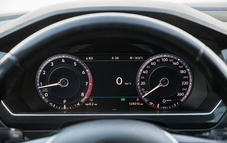 Volkswagen Tiguan II, 2017 год, 2 600 000 рублей, 19 фотография