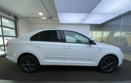 Skoda Rapid I, 2015 год, 945 000 рублей, 5 фотография