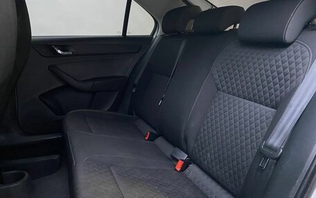 Skoda Rapid I, 2015 год, 945 000 рублей, 15 фотография