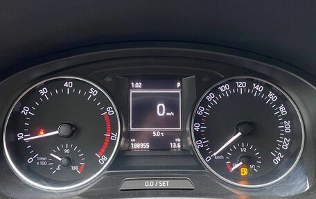 Skoda Rapid I, 2015 год, 945 000 рублей, 16 фотография