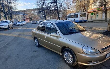 KIA Rio II, 2002 год, 200 000 рублей, 2 фотография