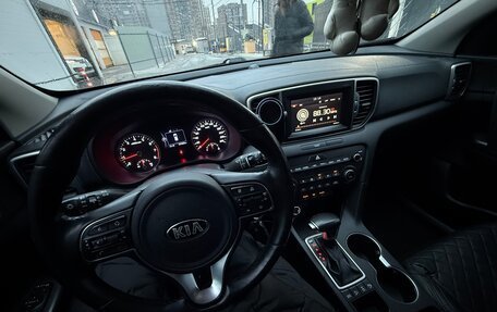 KIA Sportage IV рестайлинг, 2018 год, 1 980 000 рублей, 15 фотография