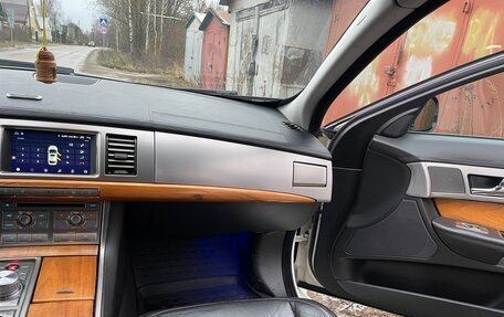 Jaguar XF I рестайлинг, 2010 год, 1 050 000 рублей, 17 фотография