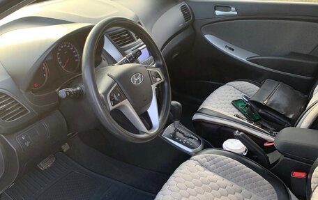 Hyundai Solaris II рестайлинг, 2014 год, 999 999 рублей, 9 фотография