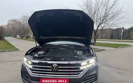 Volkswagen Touareg III, 2021 год, 7 700 000 рублей, 8 фотография