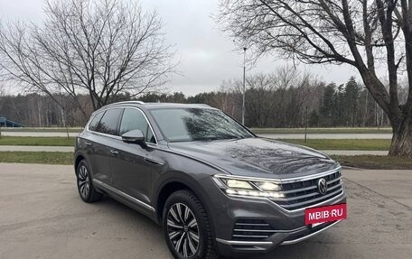 Volkswagen Touareg III, 2021 год, 7 700 000 рублей, 2 фотография