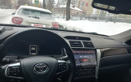 Toyota Camry, 2017 год, 2 650 000 рублей, 3 фотография