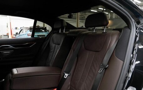 BMW 7 серия, 2019 год, 5 800 000 рублей, 5 фотография