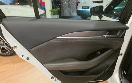 Mazda 6, 2021 год, 3 290 000 рублей, 25 фотография