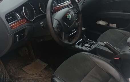 Skoda Superb III рестайлинг, 2012 год, 970 000 рублей, 9 фотография