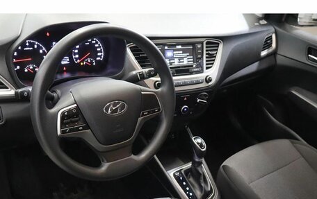 Hyundai Solaris II рестайлинг, 2021 год, 1 694 000 рублей, 6 фотография