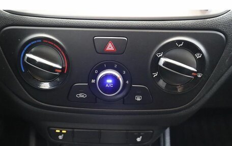 Hyundai Solaris II рестайлинг, 2021 год, 1 694 000 рублей, 13 фотография