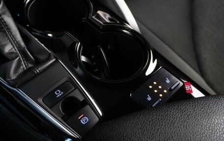 Toyota Camry, 2020 год, 2 499 000 рублей, 17 фотография