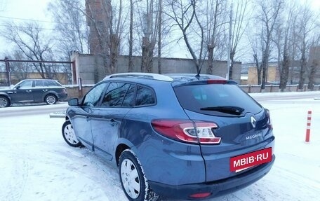 Renault Megane III, 2015 год, 900 000 рублей, 5 фотография
