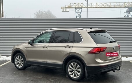 Volkswagen Tiguan II, 2017 год, 1 620 000 рублей, 4 фотография