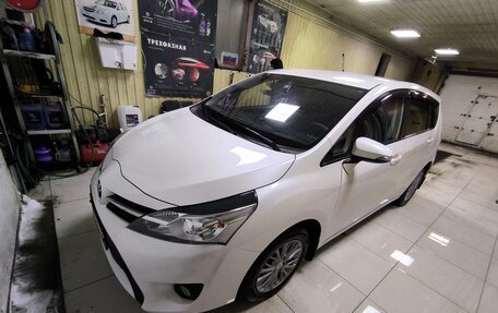 Toyota Verso I, 2014 год, 1 500 000 рублей, 5 фотография