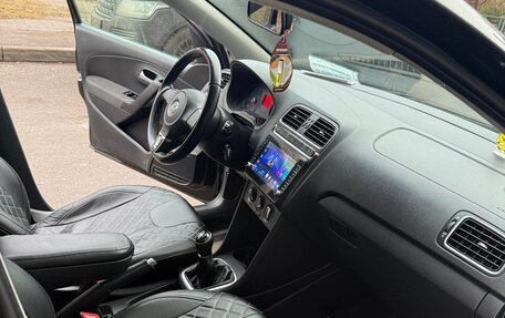 Volkswagen Polo VI (EU Market), 2012 год, 800 000 рублей, 6 фотография