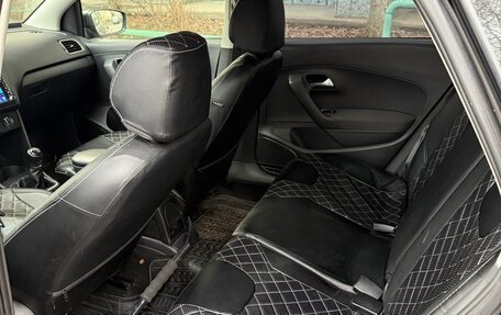 Volkswagen Polo VI (EU Market), 2012 год, 800 000 рублей, 4 фотография