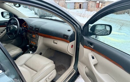 Toyota Avensis III рестайлинг, 2006 год, 740 000 рублей, 10 фотография