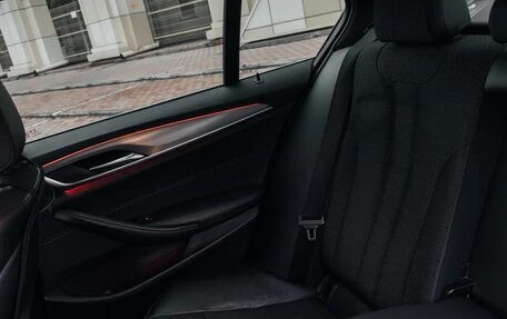 BMW 5 серия, 2018 год, 2 749 000 рублей, 13 фотография