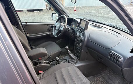 Chevrolet Niva I рестайлинг, 2020 год, 1 000 000 рублей, 6 фотография